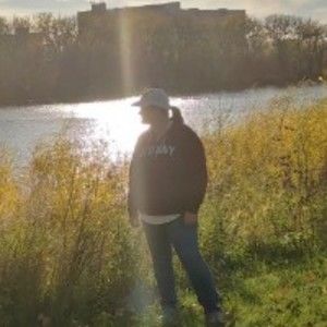 Meet your Posher, Rebecca